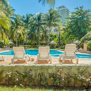  Apartment Deluxe At Tropical In Zona Hotelera
