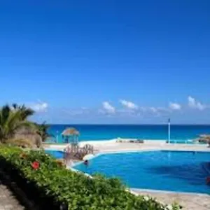  Apartment Neat Beachfront At Brisas